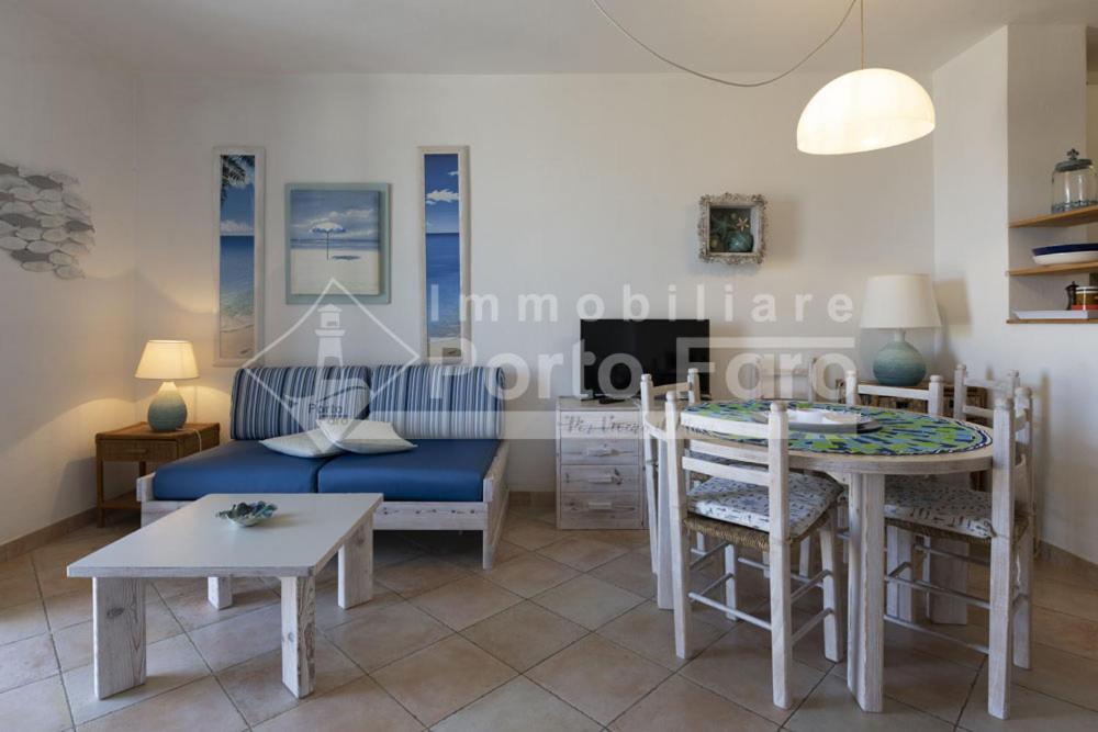 2 Pineta - Ampio Quadrilocale Sulla Spiaggia Di Porto Faro Palau Buitenkant foto